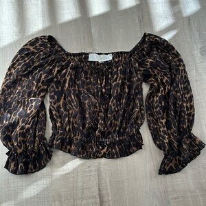 Leopard top